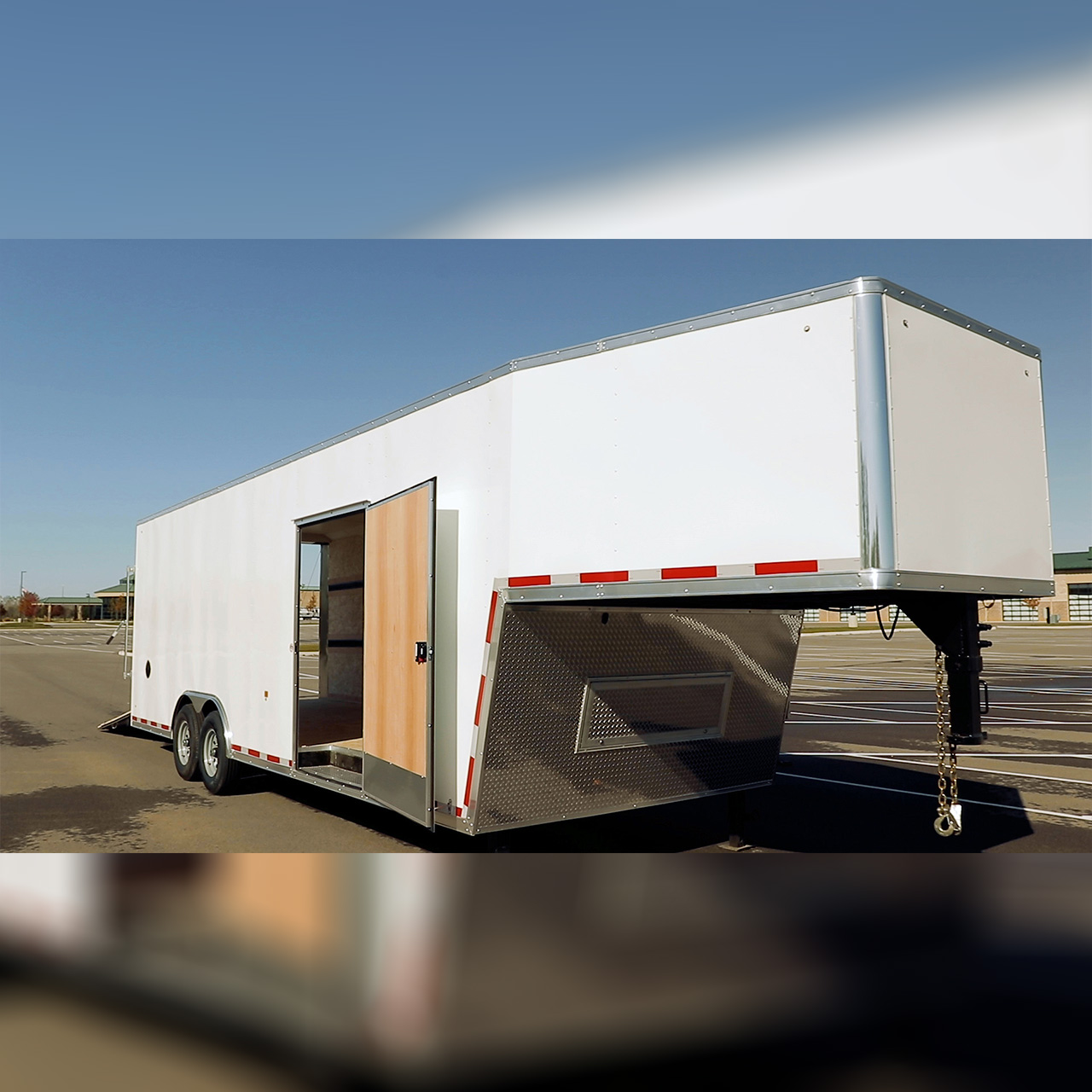 Auto Hauler Trailers - LOOK Trailers