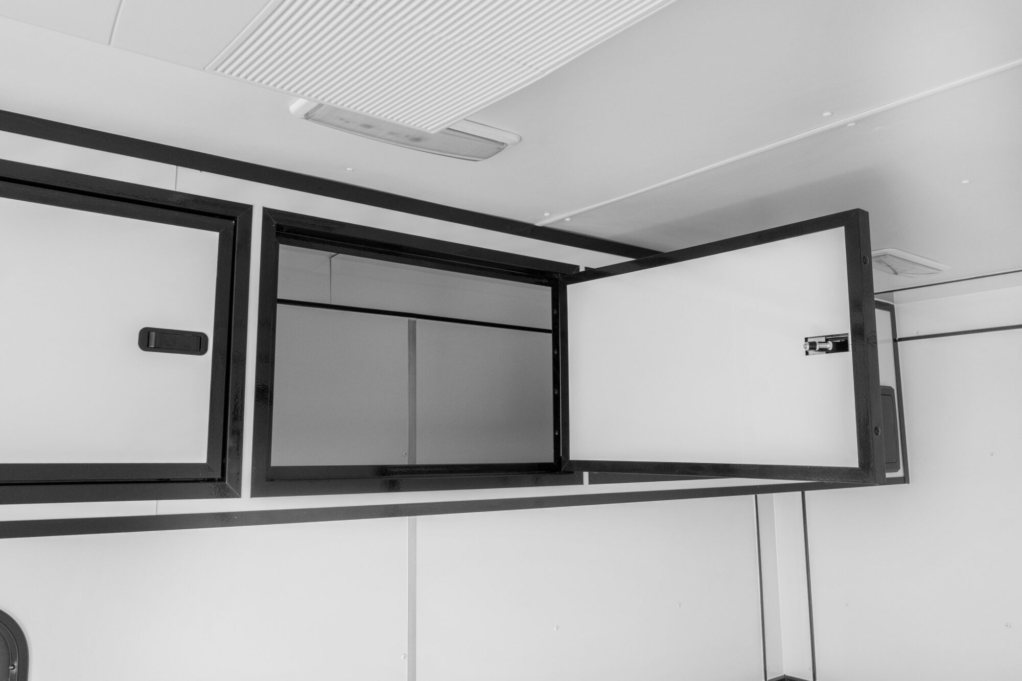 LOOK Trailers Fiber Splicing Trailer Enclosed Contractor Trailer Cabinet